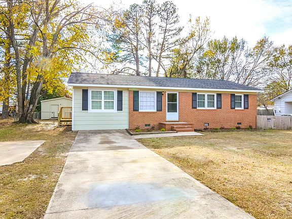 3rd image of 3238 Periwinkle Dr