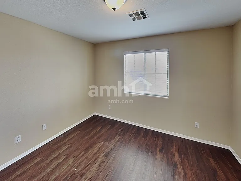 8060 Villa Trovas Ct — Photo 20