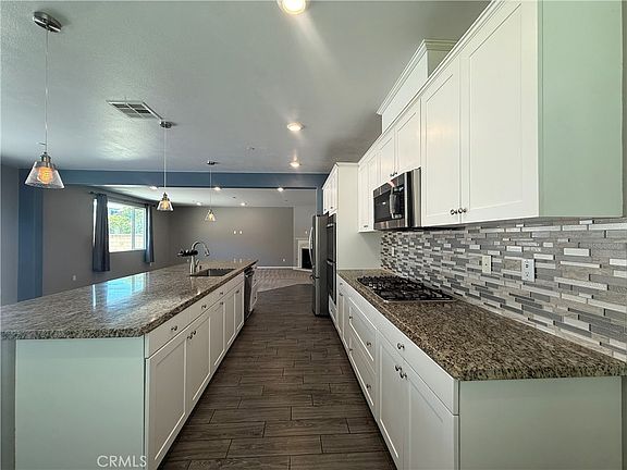 4th image of 26055 Plumcot Dr