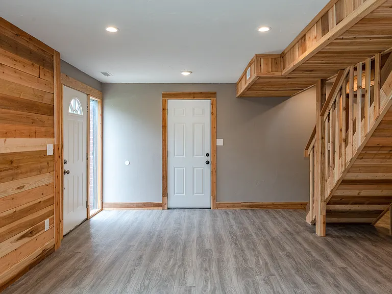 2821 Blackhawk Rd — Photo 14