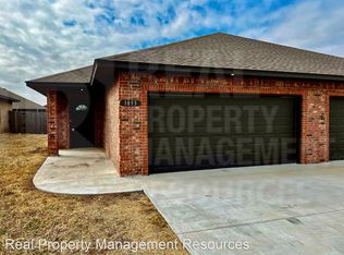 1853 Post Oak Rd, El Reno, OK 73036