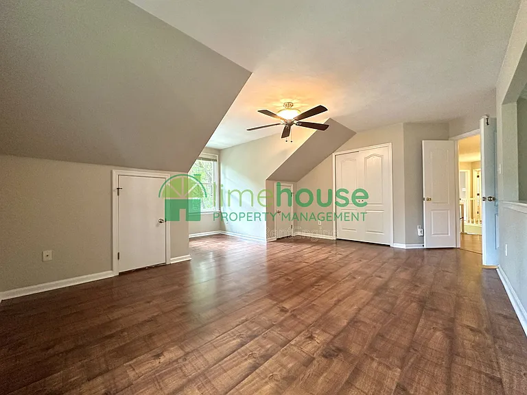 2849 Crossings Dr — Photo 16