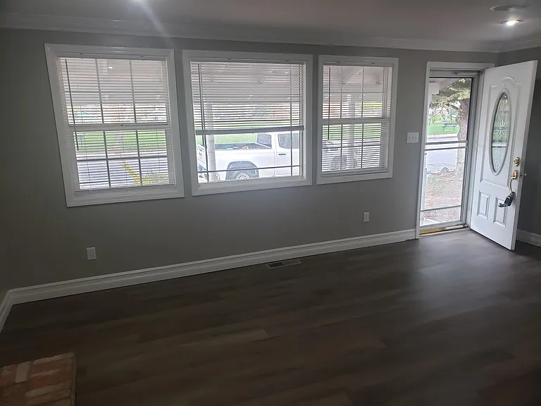 817 Stafford Way — Photo 4