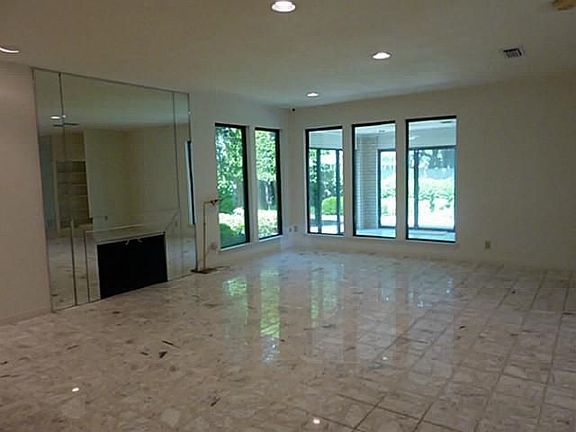 4th image of 4324 Hartwood Cir