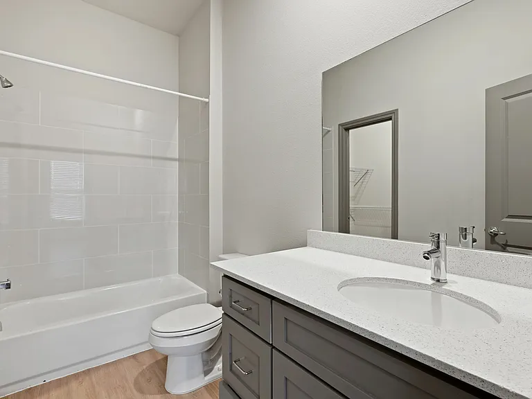 Louetta Creek Bathroom