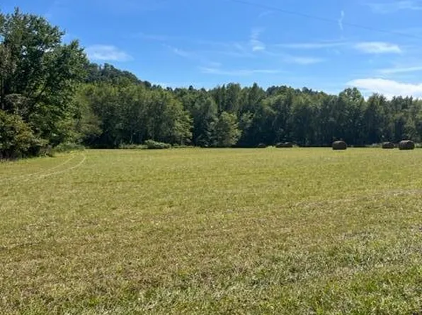 405 Brad Petrey Rd, Waynesburg, KY 40489
