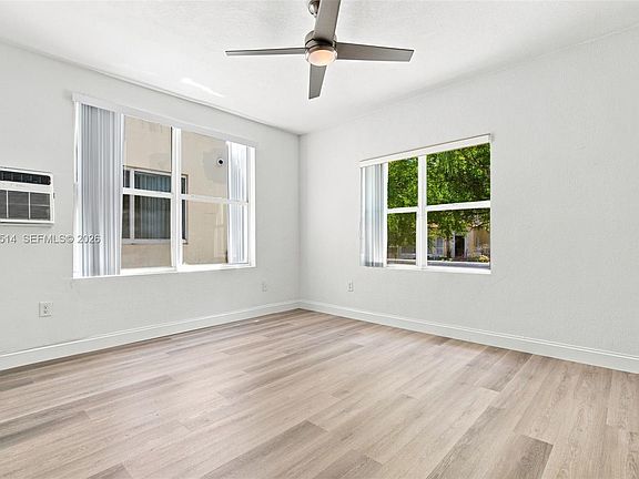 3rd image of 119 Menores Ave APT 2