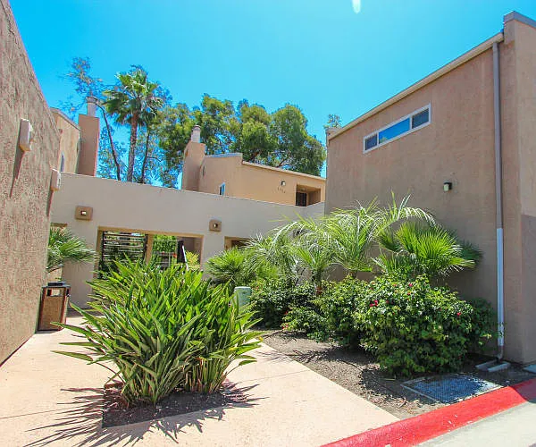 Hilleary Park - Military Housing
