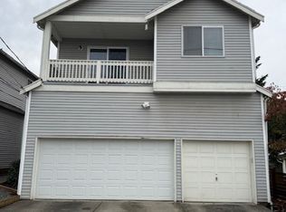3013 W Marine View Dr, Everett, WA 98201