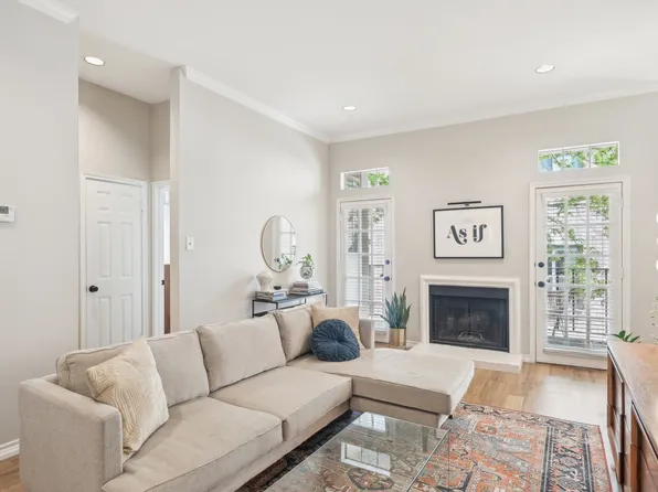 3311 Blackburn St APT 213, Dallas, TX 75204