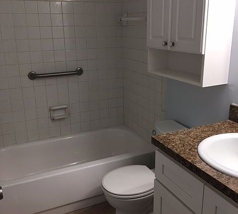 5th image of 605 92nd Ave N APT 5