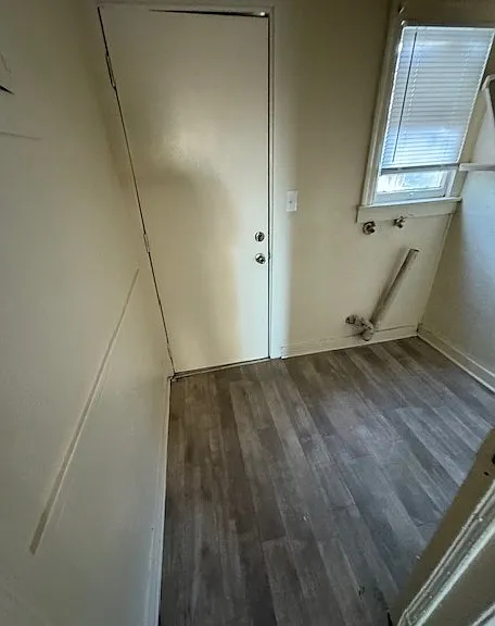 1503-1527 N Edison St — Photo 12