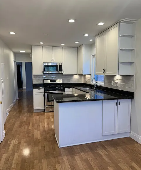 5439 N Normandy Ave — Photo 7