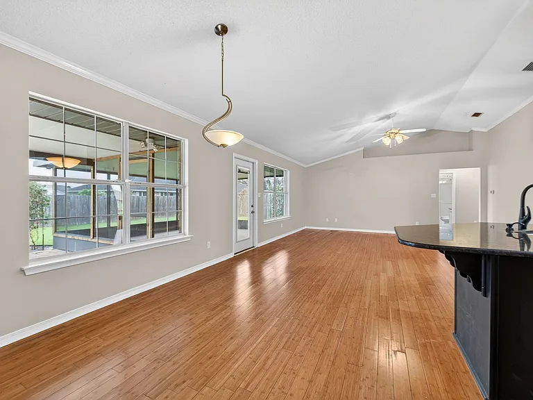 2558 W Ashford Park Dr — Photo 9
