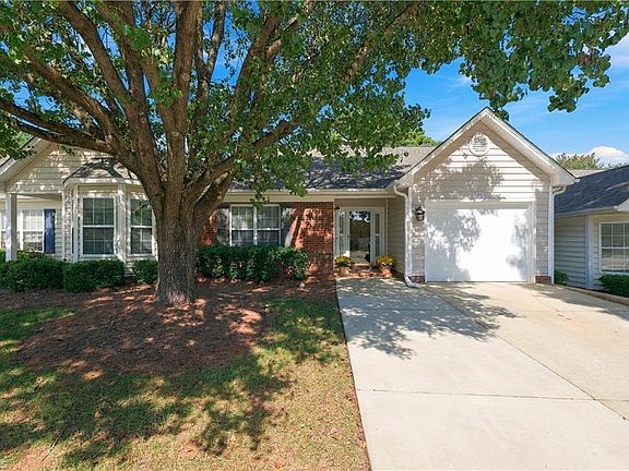 2nd image of 94 Mansfield Cir