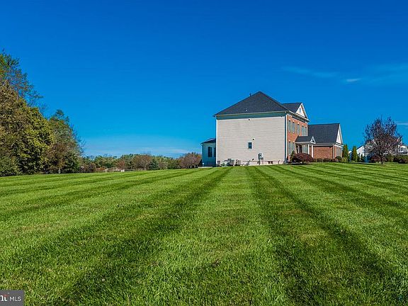 4th image of 6800 Southridge Way