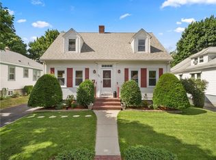 32 Paine Ave, Cranston, RI 02910