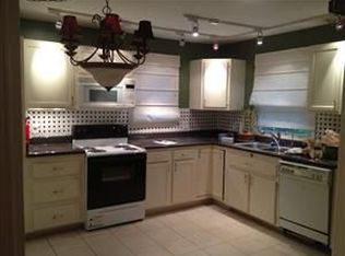 953 Hall St SW, Atlanta, GA 30310