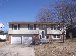 1550 SW Belle Ave, Topeka, KS 66604