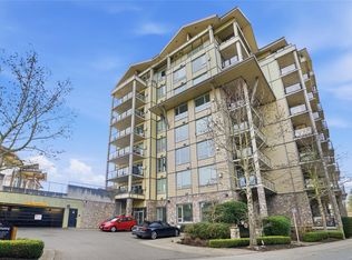 194 Beachside Dr #305, Parksville, BC V9P 0B1