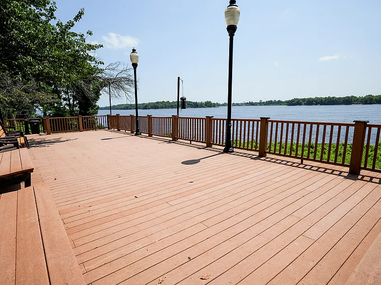Delaire Landing — Photo 24