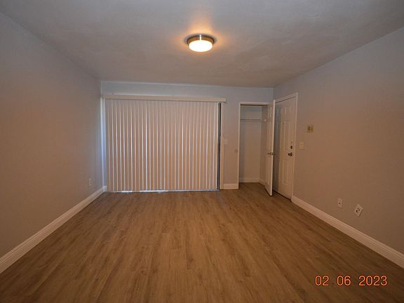 4th image of 5174 S Jones Blvd Unit 206