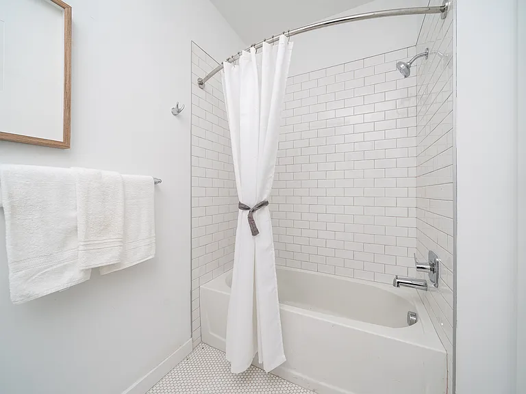 1008 South Ave #208 — Photo 13