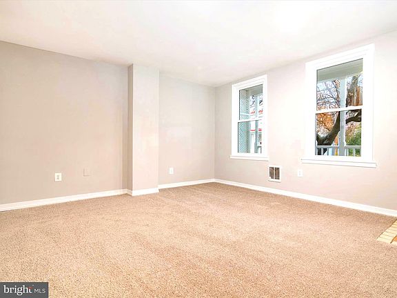 4th image of 318 Chesapeake Ave