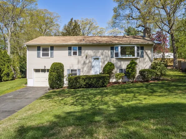 24 Styles Lane, Norwalk, CT 06850