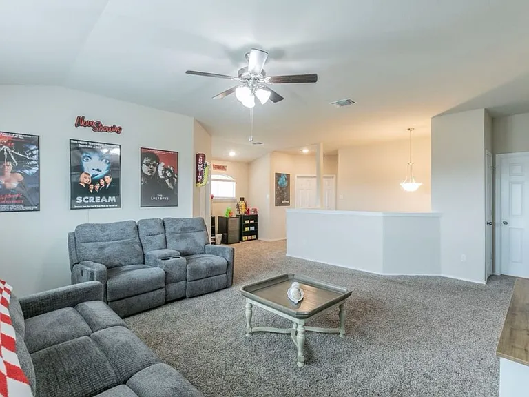 2824 Jackal Dr — Photo 27