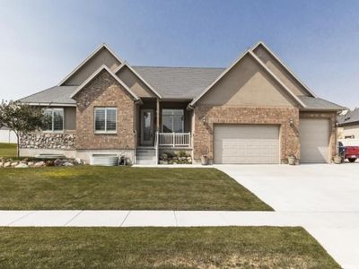 15682 S Thunder Gulch Dr, Bluffdale, UT, 84065