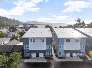 920 SW 48th St, Lincoln City, OR