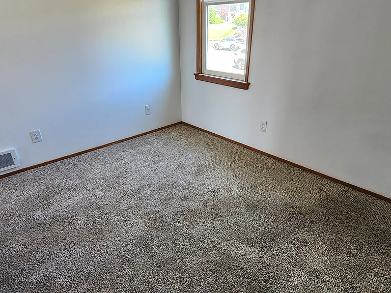 2230 Grand Ave — Photo 13