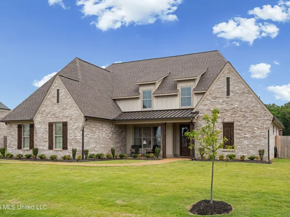 4300 Brooke Dr, Nesbit, MS 38651
