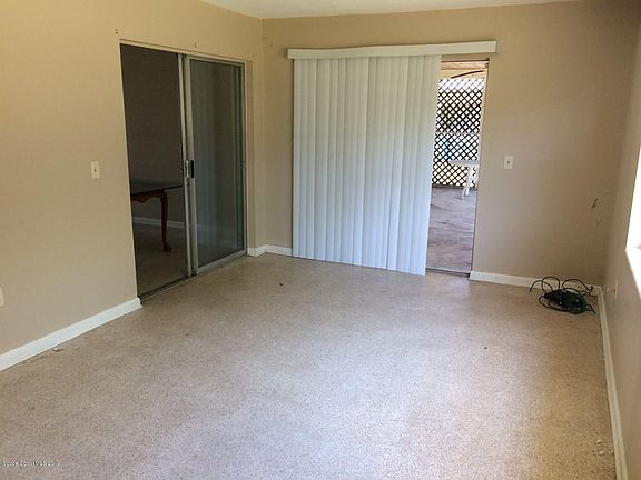 2nd image of 1207 Seminole Dr