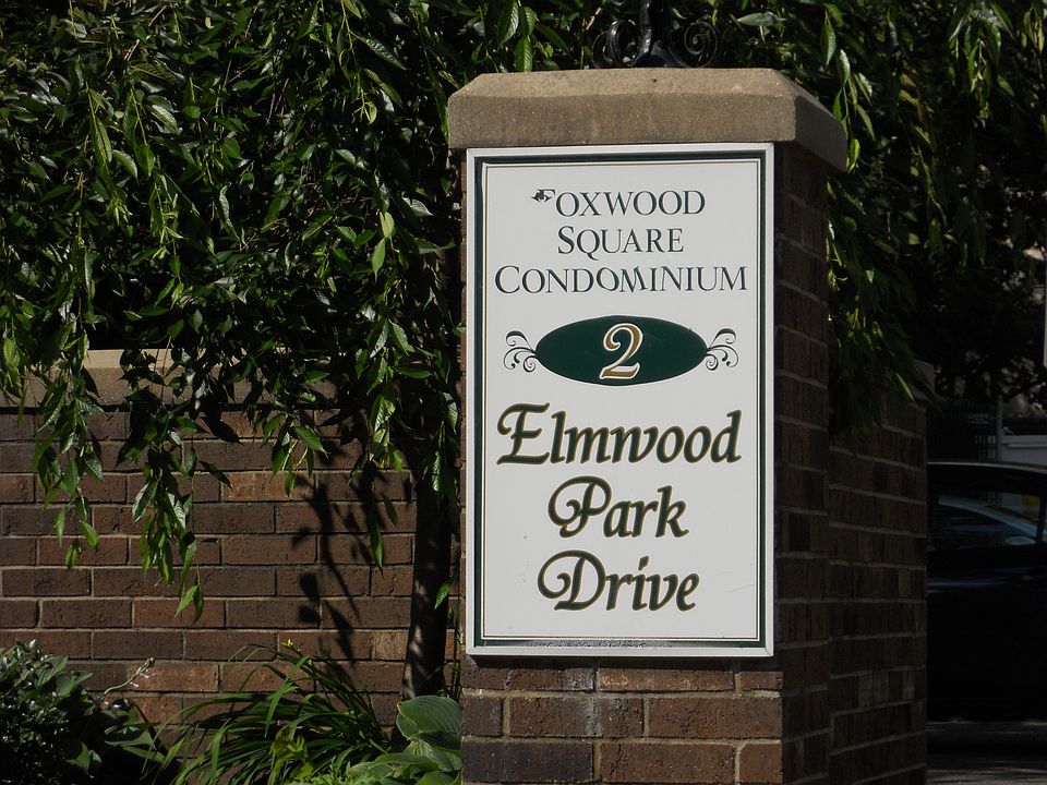 1st image of 2 Elmwood Park Dr APT 426