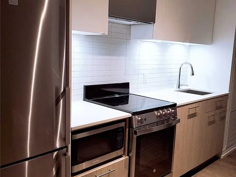 251 Jarvis St #3713 — Photo 3
