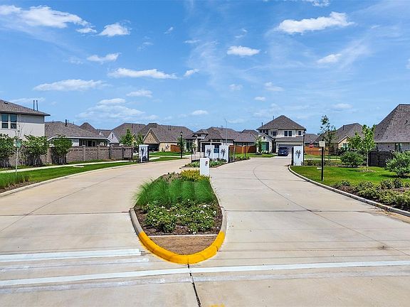 2nd image of 8843 Flounder Ridge Dr