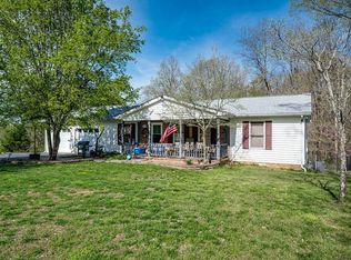 4724 Village Rd, Cookeville, TN 38506