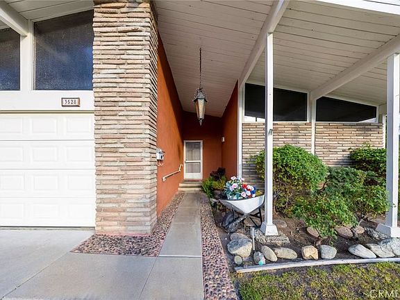 2nd image of 3528 Castle Rock Rd