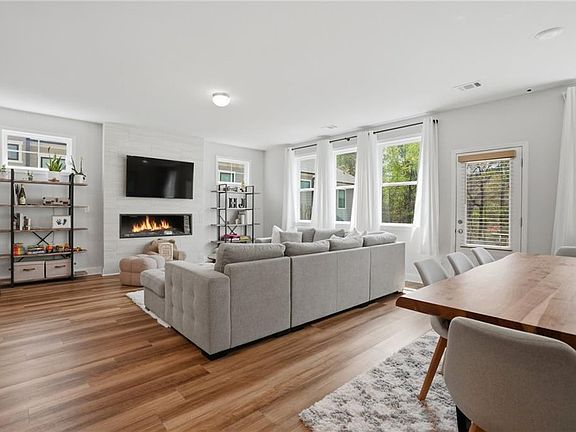 4th image of 3487 Sorrel Ln