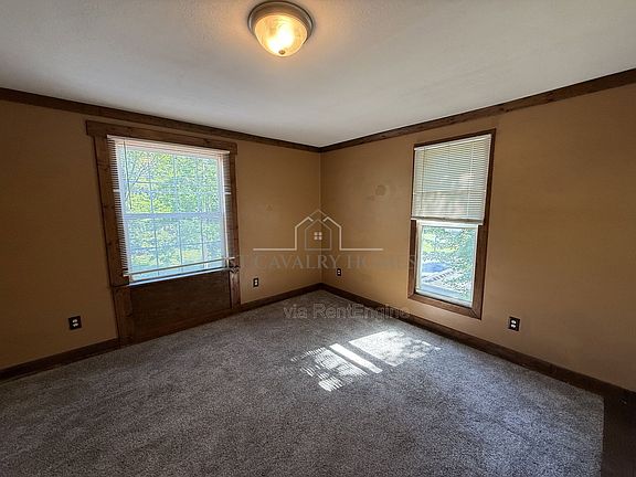 5th image of 1076 Ackley St #2