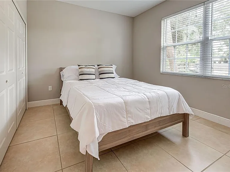 2330 Bradford St — Photo 14