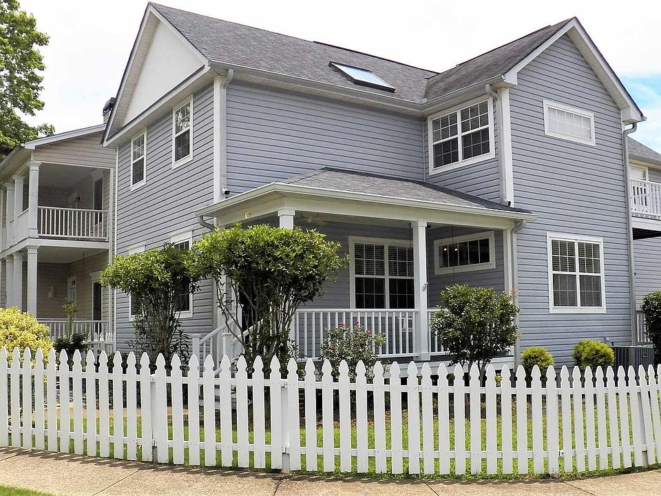 1st image of 705 Gardenside Cir SE
