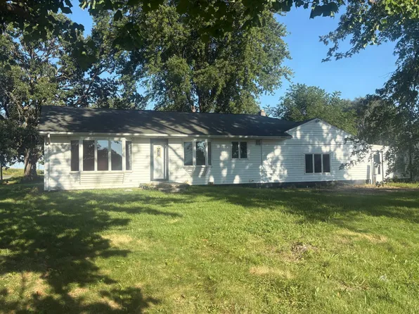1046 Township Road 1320 E, Stronghurst, IL 61480