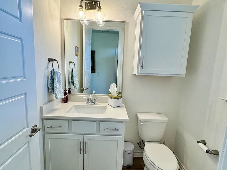 148 Nelson Pl — Photo 7