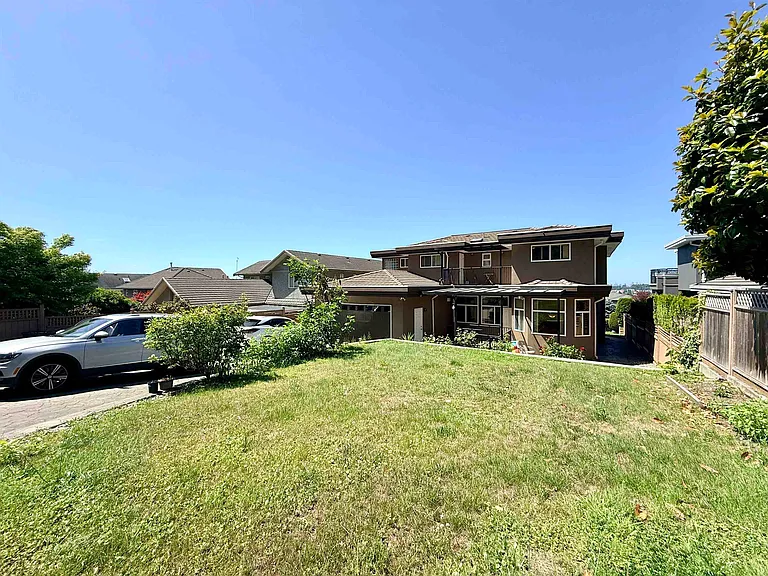 968 Burnwood Ave — Photo 37