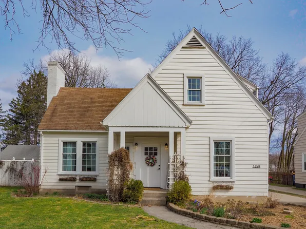 1659 Bridge St NW, Grand Rapids, MI 49504