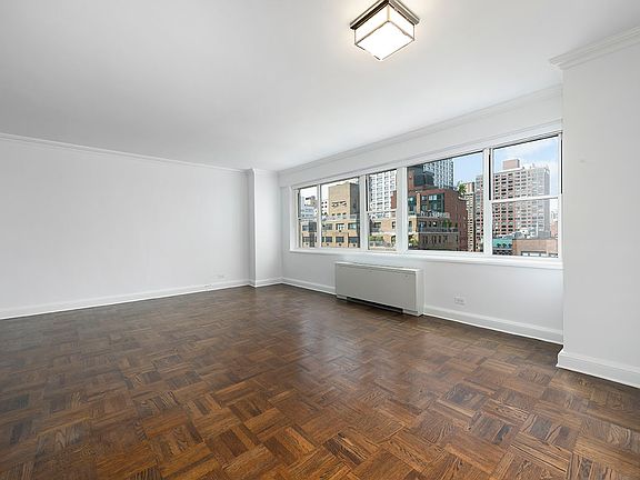 5th image of 215 E 68th St APT 15O