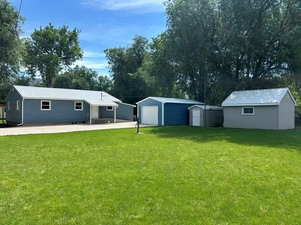801 Galveston Ave, Hot Springs, SD 57747